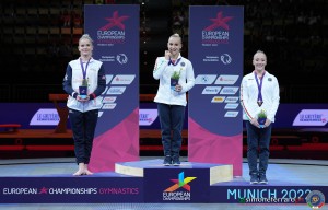 podium aa ph simone ferraro sfa02404 copia